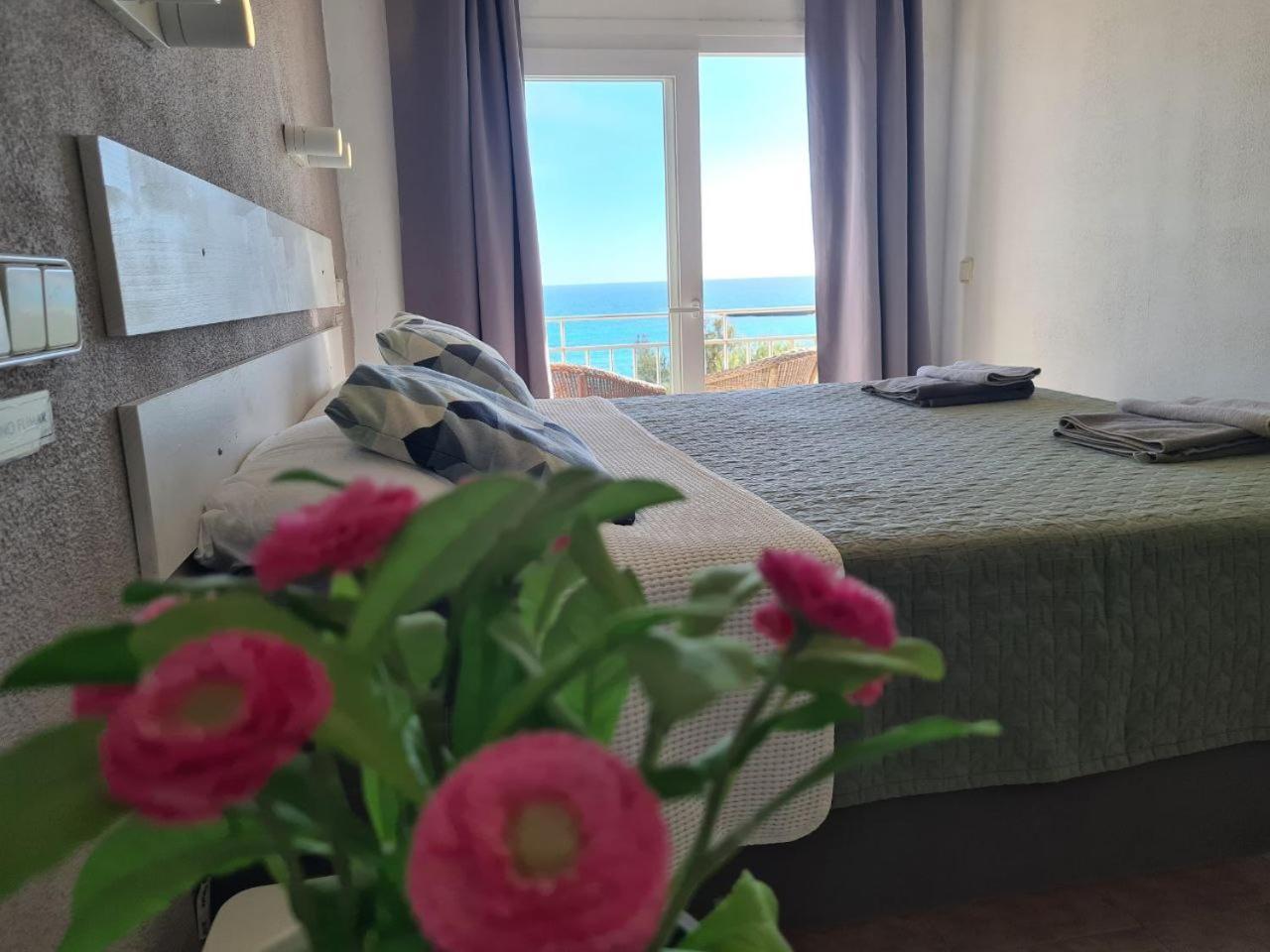 Amena Mar Hotel Sa Coma  Exteriör bild